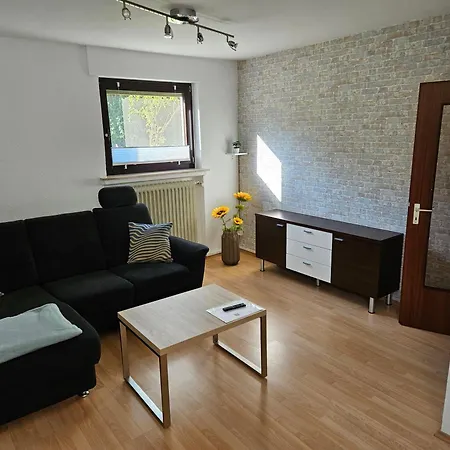 Kleine In Ruhiger Lage *