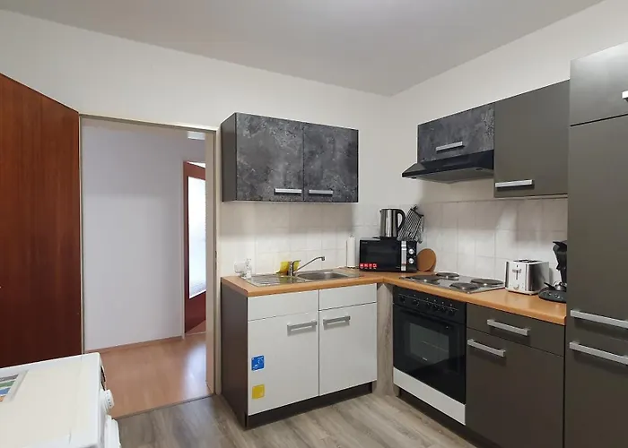 Kleine In Ruhiger Lage Daire